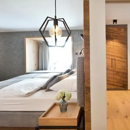 Hotel Edelweiss 4*