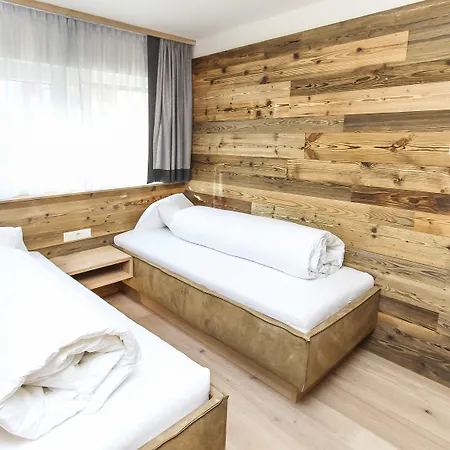 Edelweiss سالباخ هينترغليم