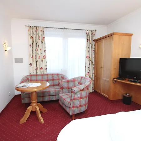 Edelweiss سالباخ هينترغليم