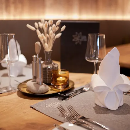 Edelweiss 4*