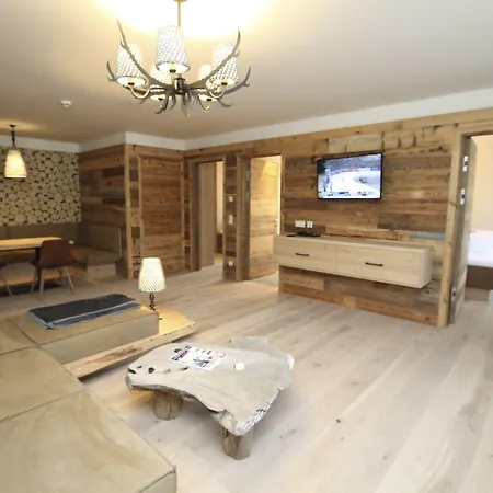 Edelweiss 4* Saalbach-Hinterglemm