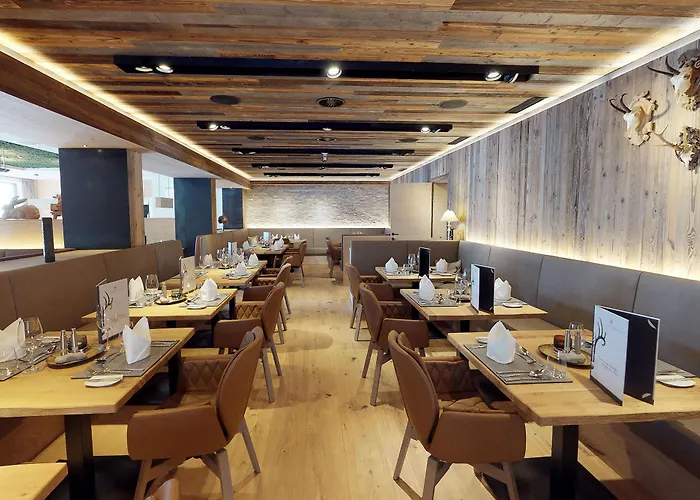 Edelweiss Hotel 4*