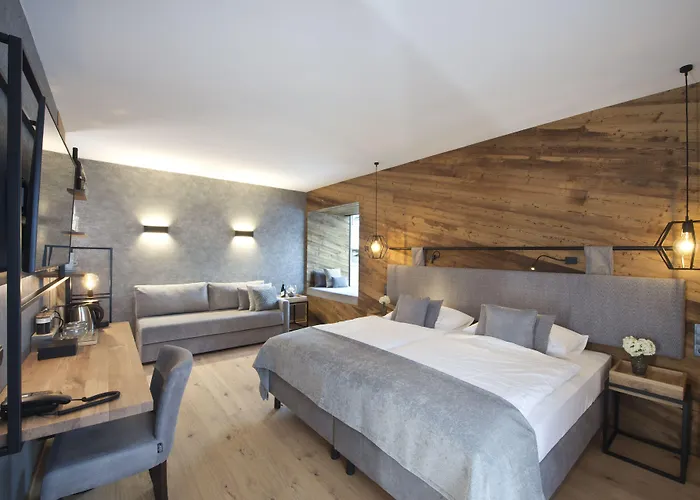 Edelweiss 4*